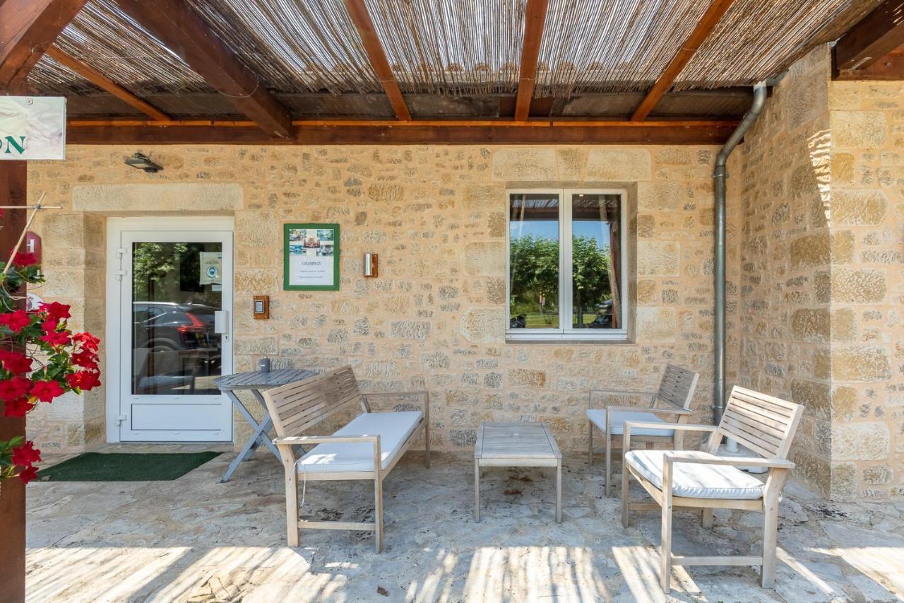 Hotel L'Oustal De Vezac Exteriér fotografie
