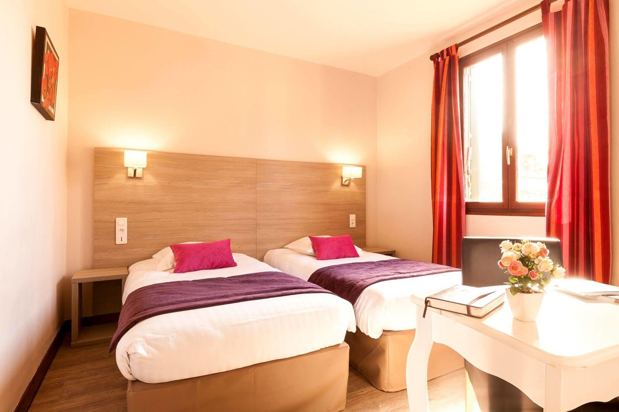 Hotel L'Oustal De Vezac Exteriér fotografie